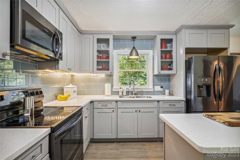 Property image 3 at 139 Oak Trail, Belmont, NC 28012