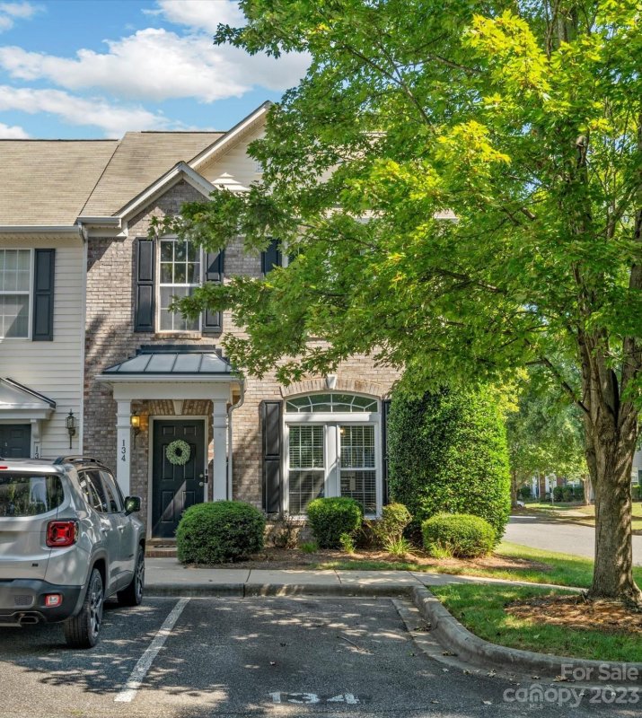 Property image 2 at 134 Talbert Town Loop, Mooresville, NC 28117