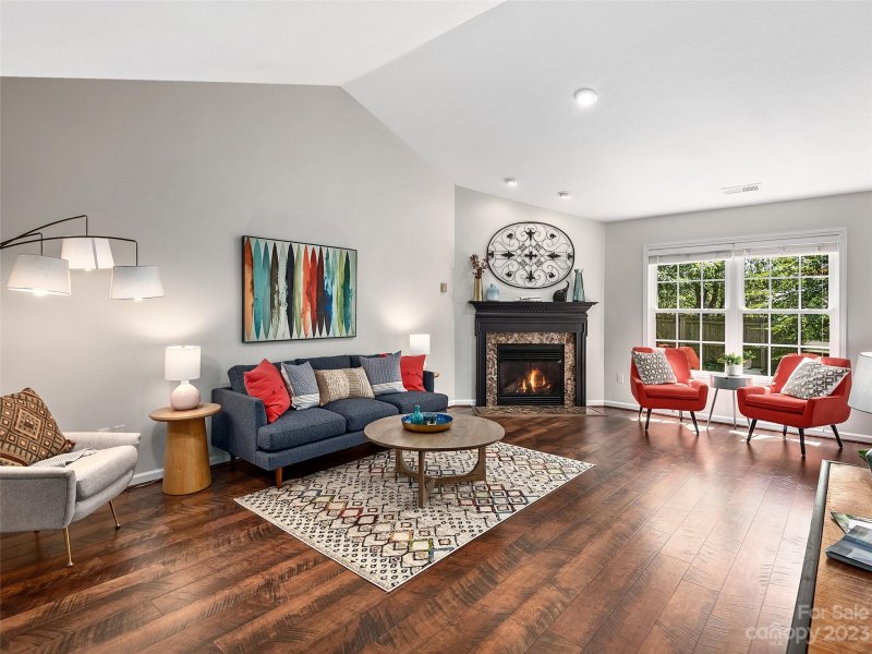 Property image 4 at 10 Slosman Drive, Asheville, NC 28806