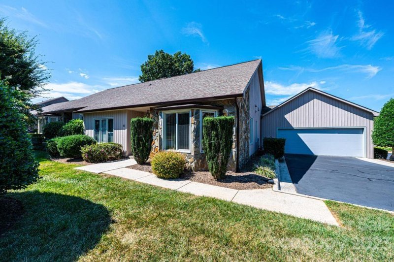 Property image 3 at 603 29th Avenue, Hickory, NC 28601