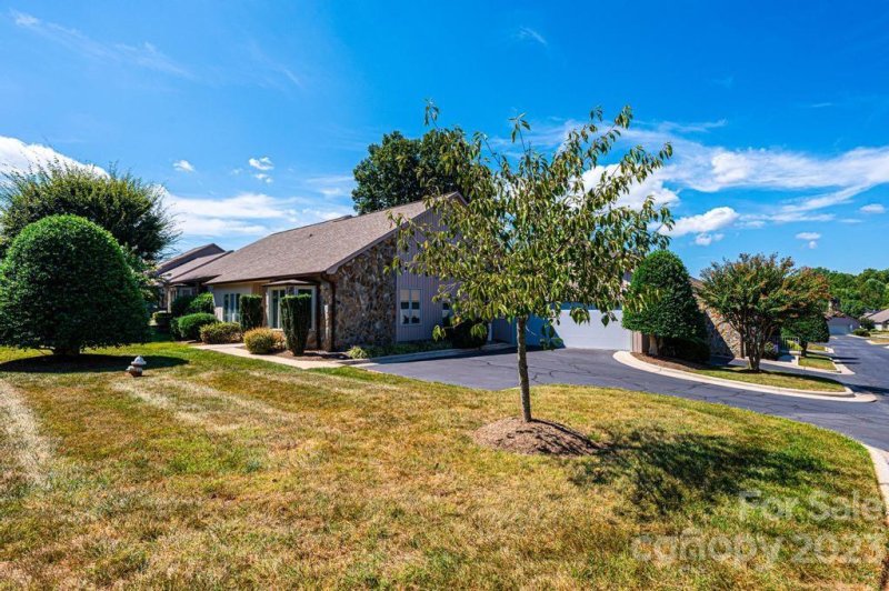 Property image 4 at 603 29th Avenue, Hickory, NC 28601