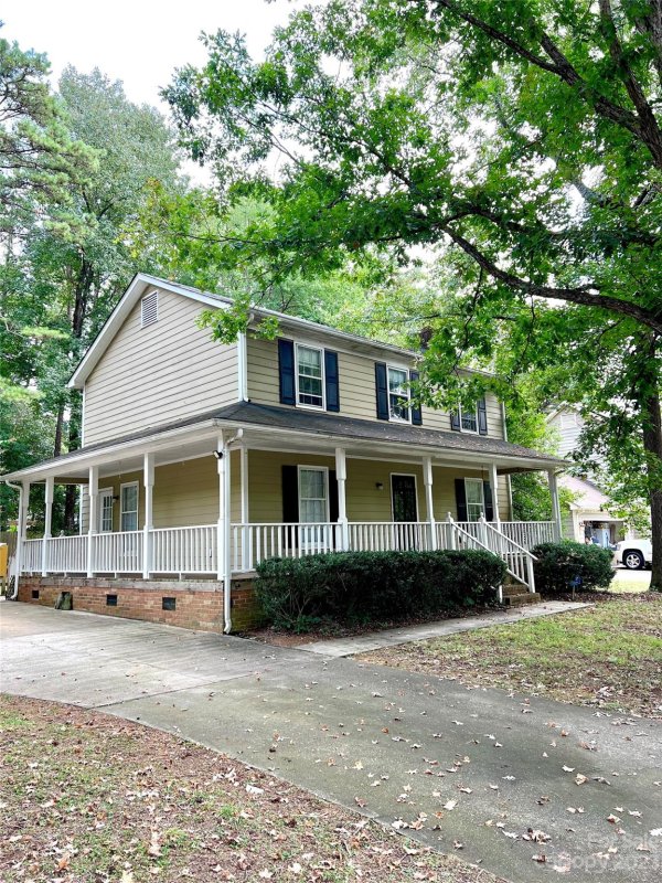 Property image 3 at 2716 Kilmarnock Court, Matthews, NC 28105