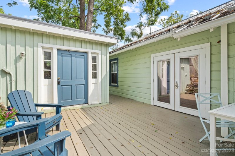 Property image 3 at 48 Holland Street, Asheville, NC 28801