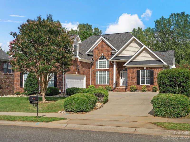 1682 Shetland Lane