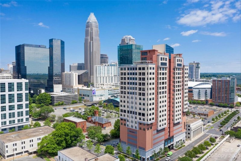 Property image 2 at 222 S Caldwell Street, Charlotte, NC 28202