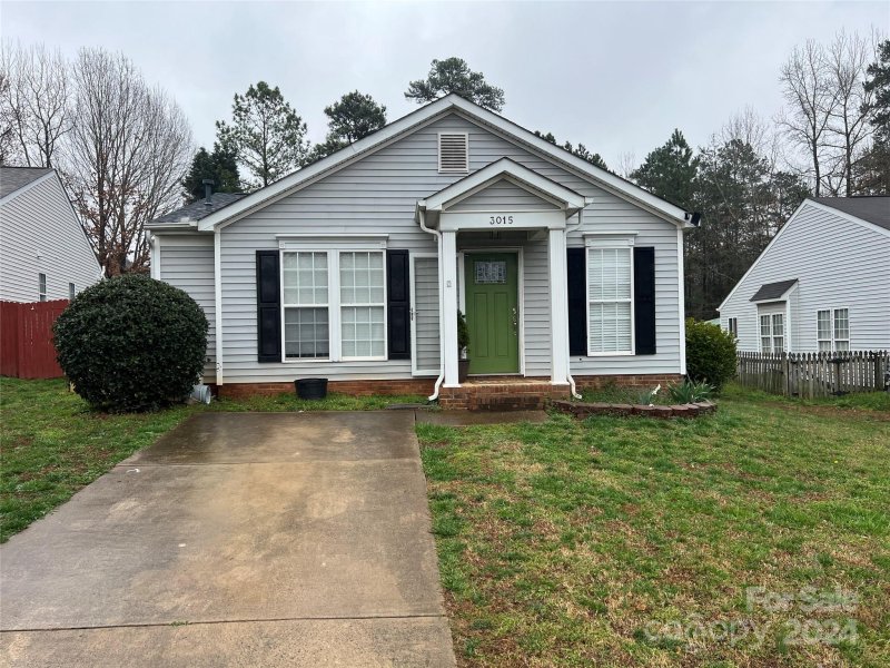 3015 Salmon River Drive