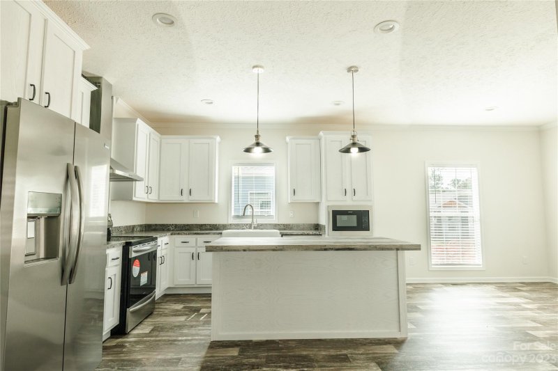 Property image 3 at 106 Bellamy Road, Asheville, NC 28806