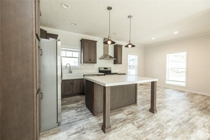 Property image 4 at 105 Bellamy Road, Asheville, NC 28806