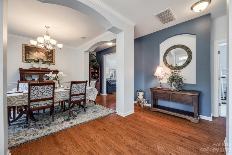 Property image 4 at 11323 Huntington Meadow Lane, Charlotte, NC 28273