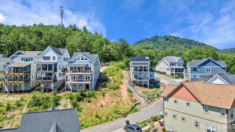 Property image 4 at 283 Mount Allen Heights, Black Mountain, NC 28711