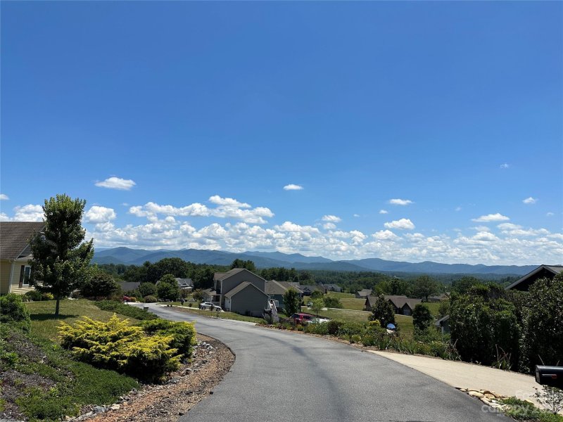 Property image 3 at 93 Horizon Way, Alexander, NC 28701