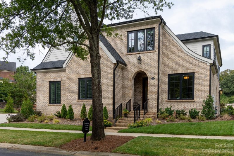 Property image 2 at 9329 Heydon Hall Circle, Charlotte, NC 28210