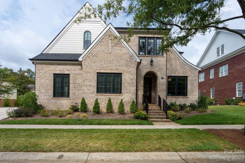 Property image 3 at 9329 Heydon Hall Circle, Charlotte, NC 28210