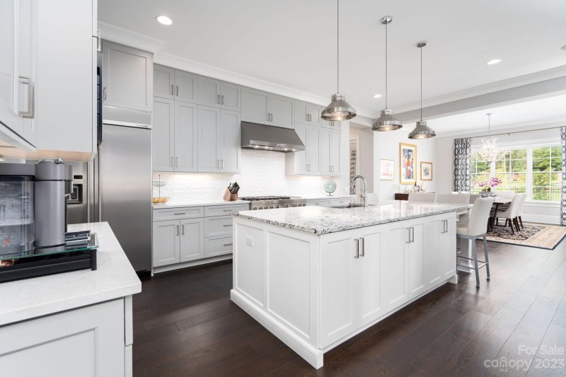 Property image 5 at 9329 Heydon Hall Circle, Charlotte, NC 28210