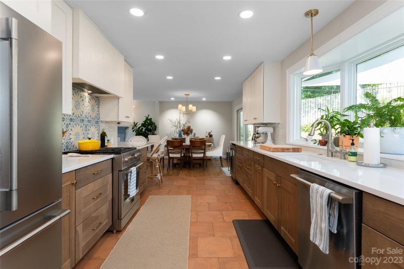 Property image 3 at 59 Blackwood Road, Asheville, NC 28804