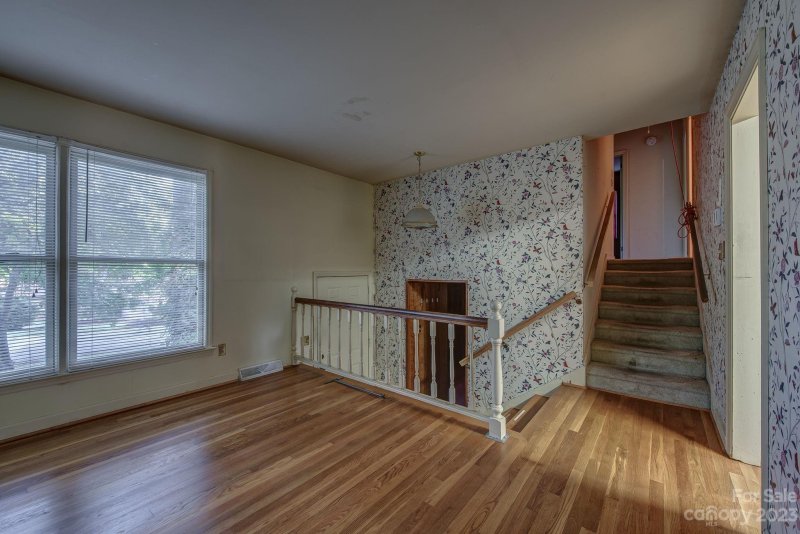 Property image 3 at 1610 Anthony Drive, Gastonia, NC 28052