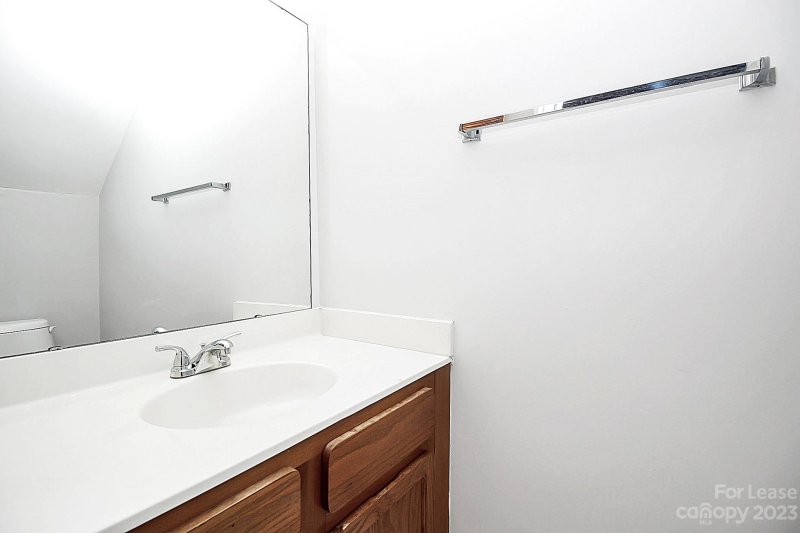 Property image 4 at 10913 Carmel Crossing Road, Charlotte, NC 28226