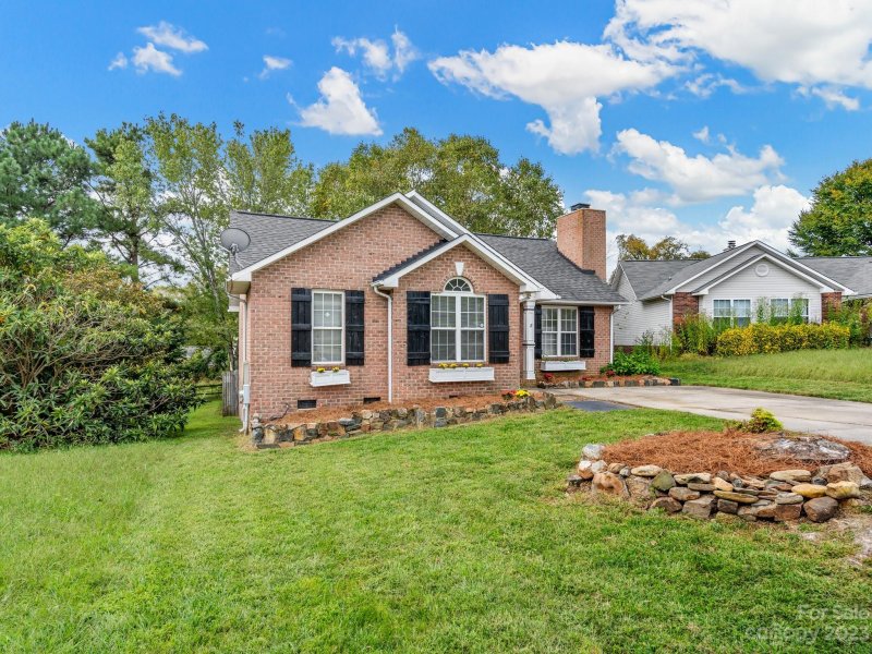 Property image 5 at 4910 Valley Trail Court, Concord, NC 28025