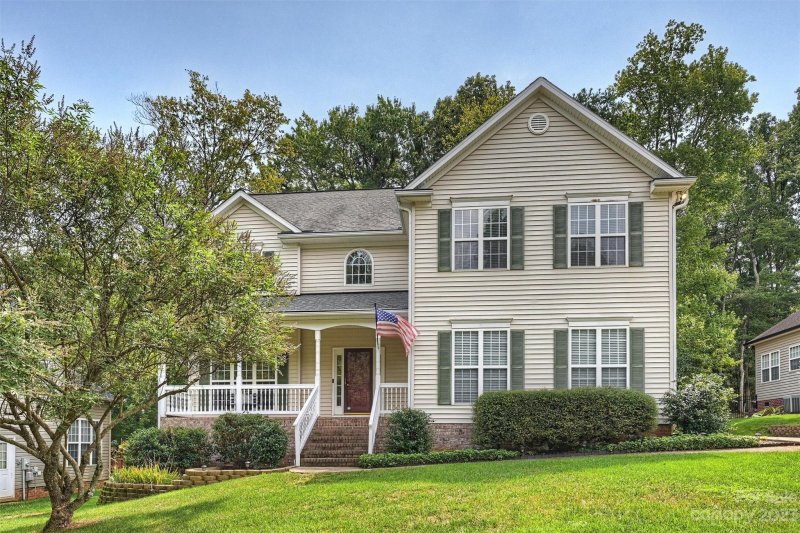 Property image 2 at 2908 Barnard Castle Lane, Matthews, NC 28104