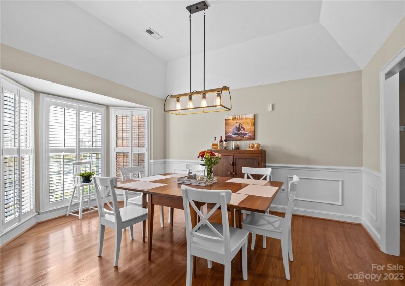 Property image 3 at 6120 Lexham Lane, Charlotte, NC 28277