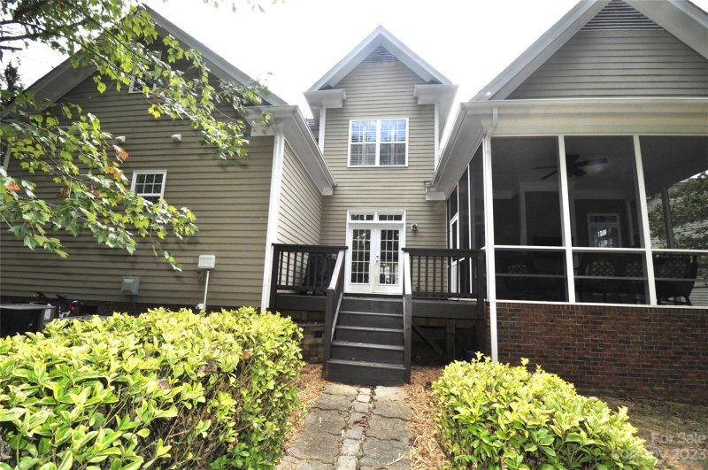 Property image 3 at 128 Pavillion Lane, Mooresville, NC 28117