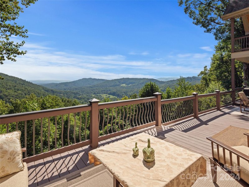 Property image 2 at 78 Crestridge Drive, Asheville, NC 28803