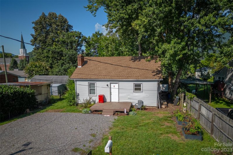 Property image 2 at 33 Maxwell Street, Waynesville, NC 28786