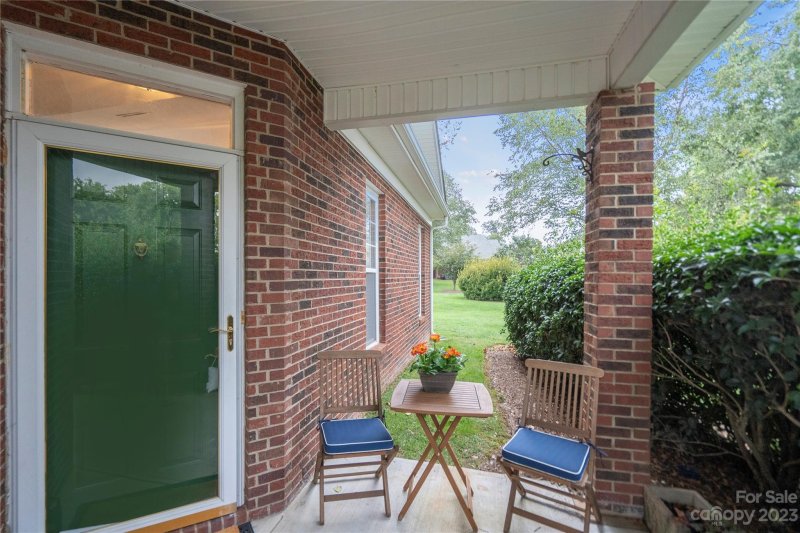 Property image 4 at 13327 Mint Lake Drive, Matthews, NC 28105