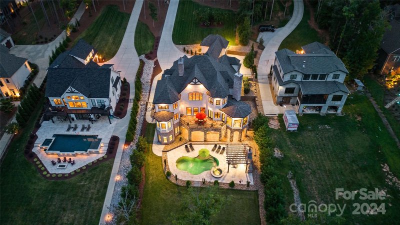 Property image 5 at 6907 Kingfisher Court, Denver, NC 28037