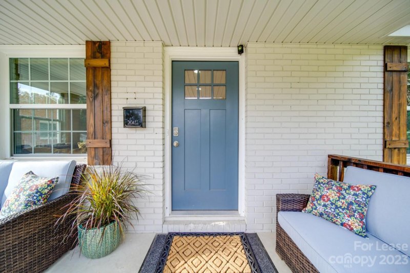 Property image 5 at 1512 Newcastle Street, Charlotte, NC 28216