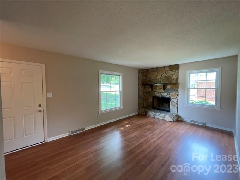 Property image 4 at 13417 Four Oaks Lane, Matthews, NC 28105