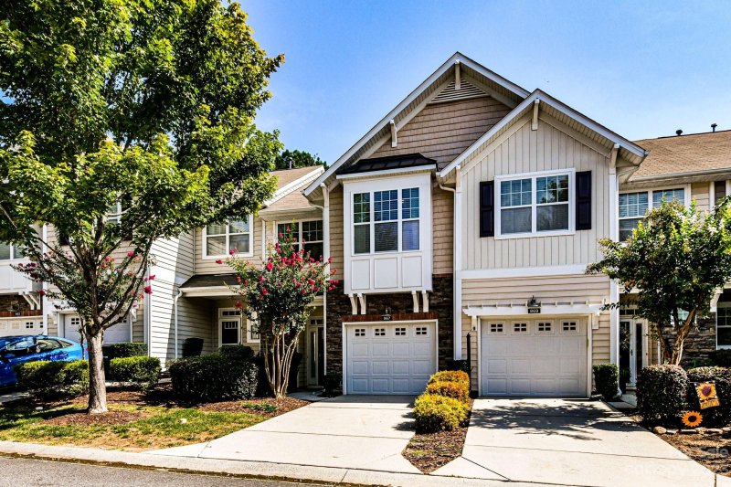 Property image 2 at 867 Petersburg Drive, Fort Mill, SC 29708