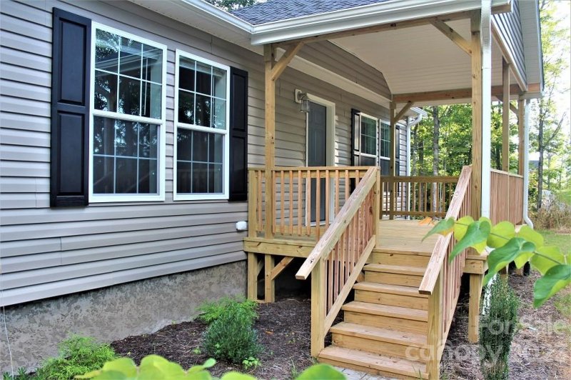 Property image 2 at 27 Meerkat Lane Lane, Sylva, NC 28779