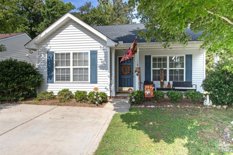 1161 Shenandoah Circle