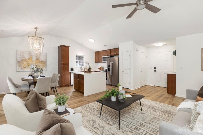 Property image 2 at 2115 Lisa Carole Drive, Charlotte, NC 28214