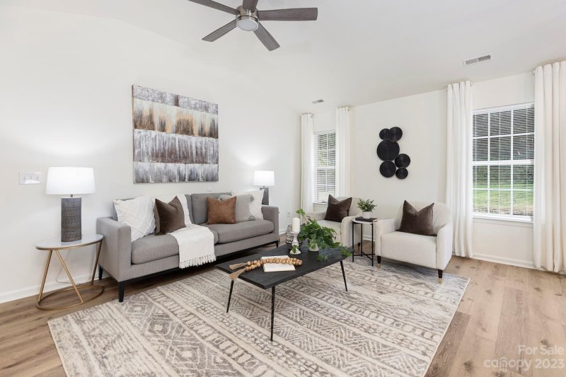 Property image 3 at 2115 Lisa Carole Drive, Charlotte, NC 28214