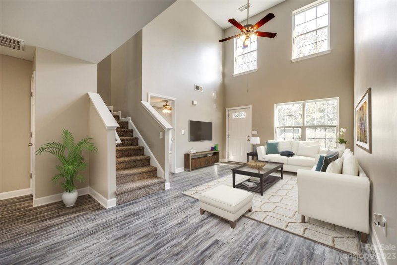 Property image 4 at 308 Peachtree Road, Charlotte, NC 28216