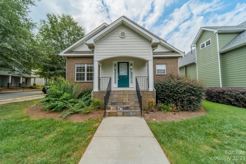 Property image 2 at 20305 Harroway Drive, Cornelius, NC 28031