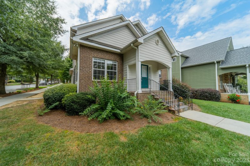 Property image 5 at 20305 Harroway Drive, Cornelius, NC 28031