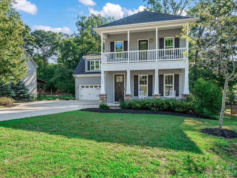 Property image 2 at 3798 Creek Ridge Drive, Denver, NC 28037