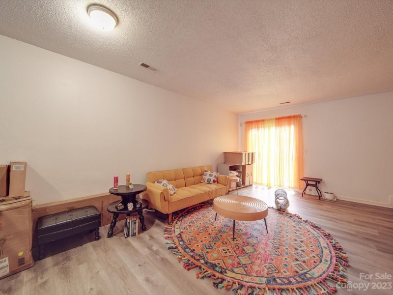 Property image 2 at 4044 Briarhill Drive, Charlotte, NC 28215