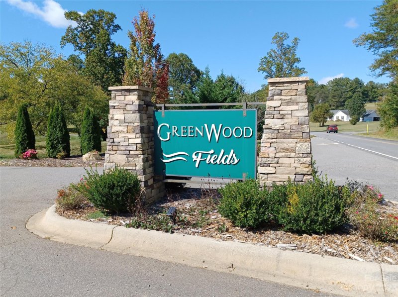 Property image 3 at 48 Greenwood Fields Drive, Asheville, NC 28804