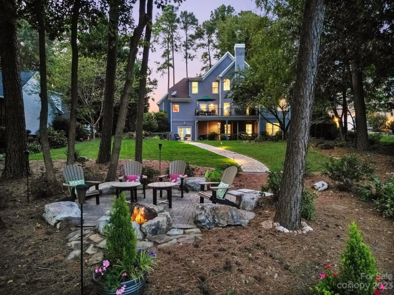 Property image 5 at 8056 St Andrews Lane, Stanley, NC 28164