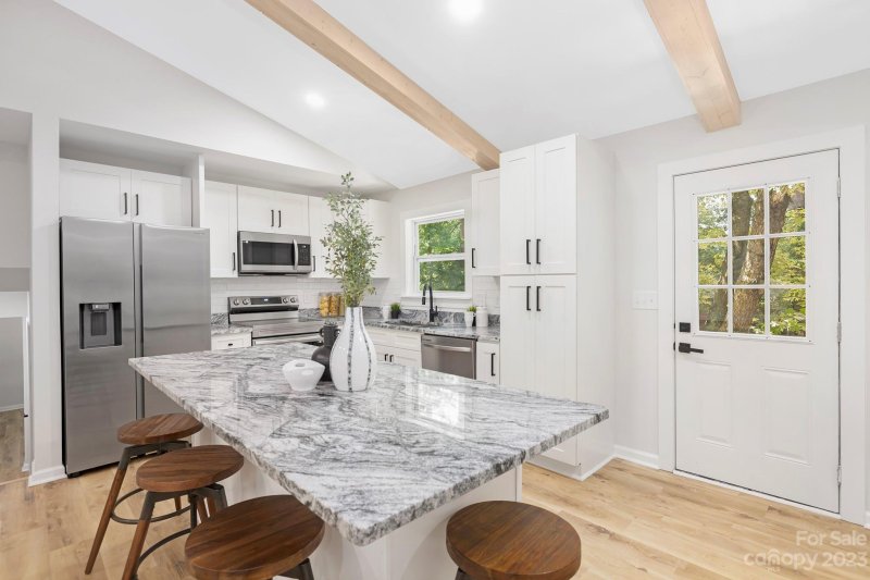 801 Mclaughlin Drive