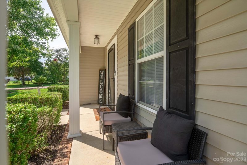 Property image 5 at 6329 Whispering Brook Court, Charlotte, NC 28216