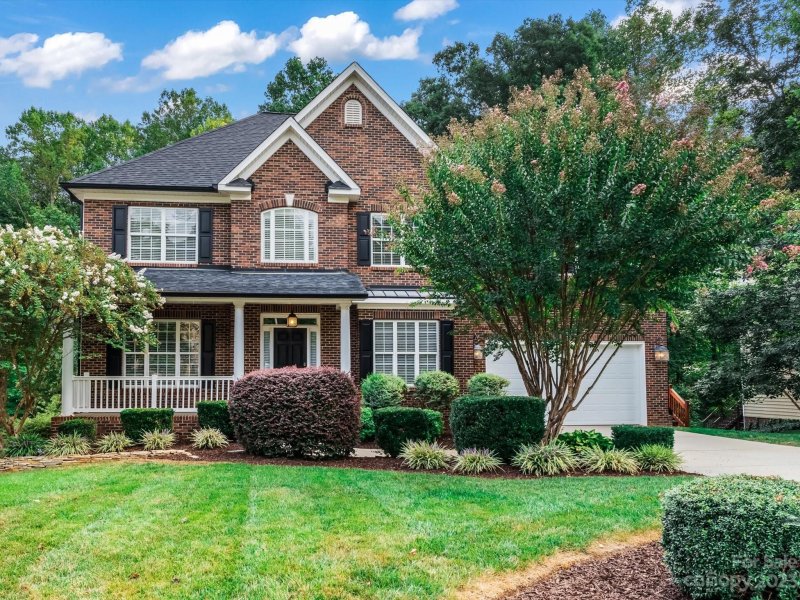 Property image 2 at 250 Forest Walk Way, Mooresville, NC 28115