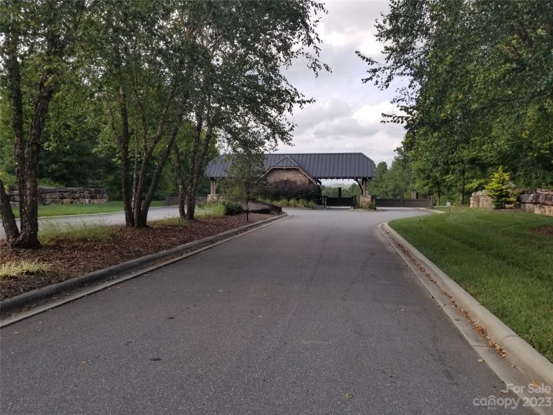 Property image 3 at 225 Grandfathers Pass, Valdese, NC 28690