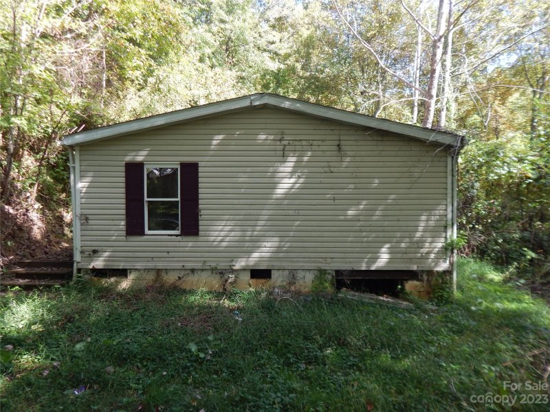 Property image 3 at 270 Rolling Acres Drive, Canton, NC 28716