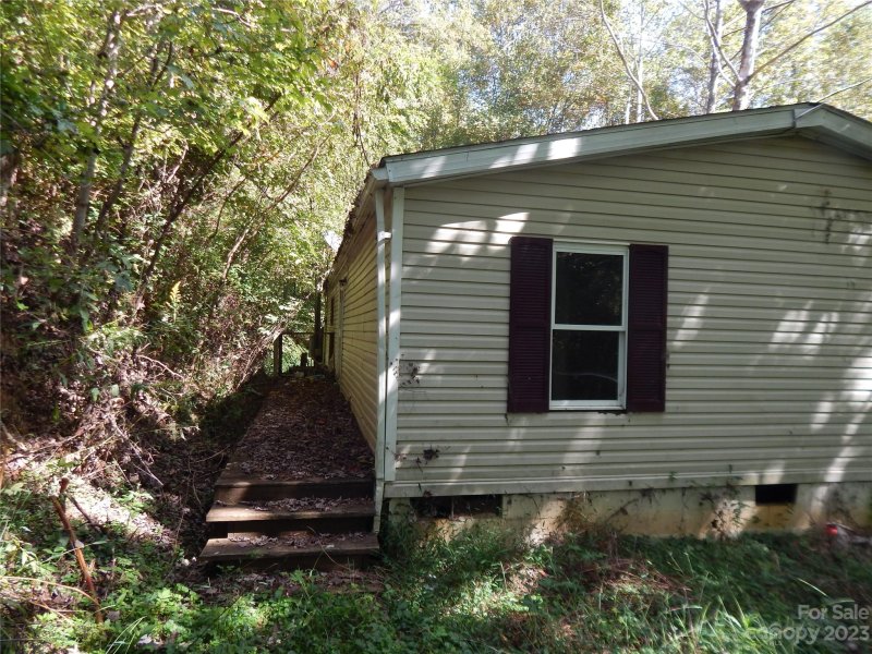 Property image 5 at 270 Rolling Acres Drive, Canton, NC 28716