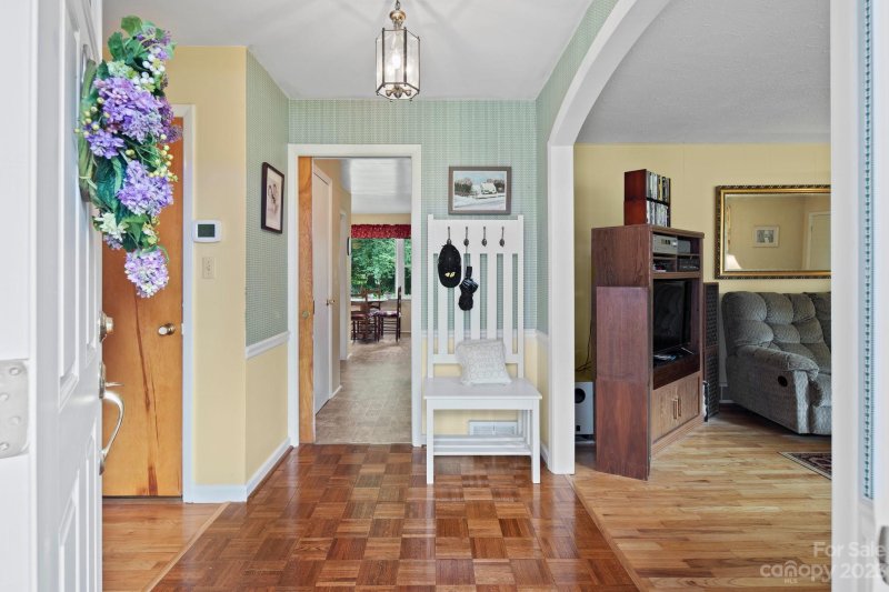 Property image 3 at 3138 Florida Drive, Hendersonville, NC 28792